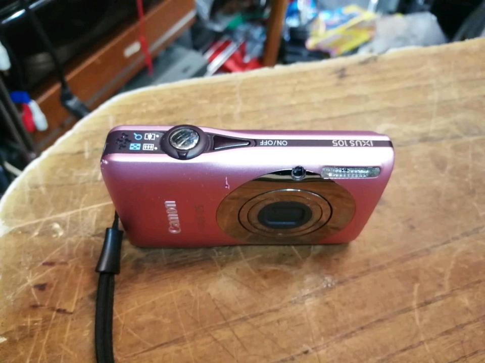 CANON IXUS 105, Digital-Kamera mit Zubehör!!