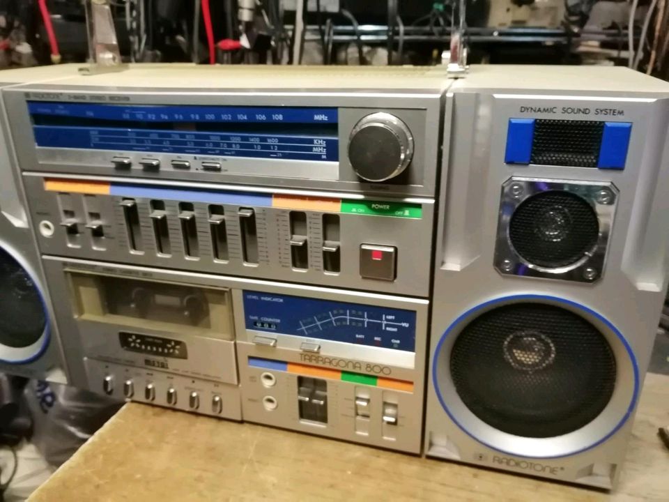 RADIOTONE Tarragona 800, Ghettoblaster, SELTEN, etwas DEFEKT!!!