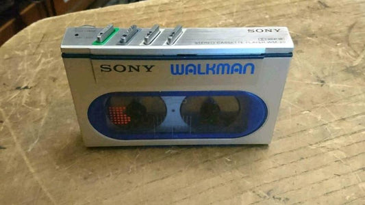 SONY WM-20 Stereo Cassette Player/Walkman DEFEKT!