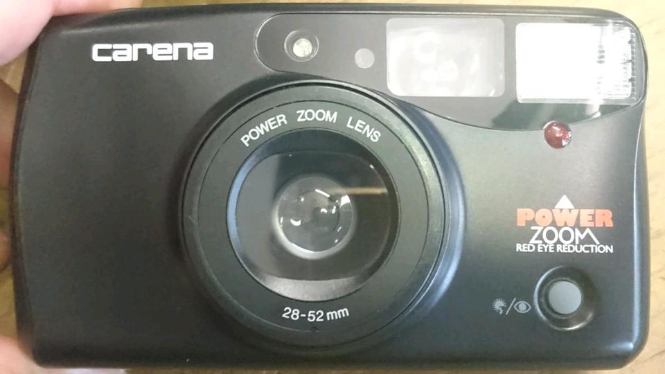 CARENA Power Zoom, Analog-Kamera mit Tasche