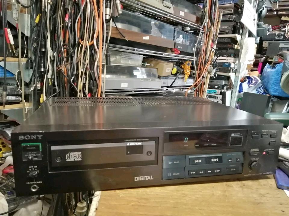 SONY CDP-501ES, CD-Player OHNE Fernbedienung, guter Zustand!!