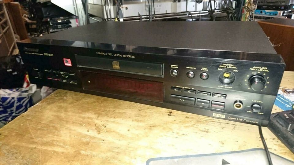 PIONEER Model: PDR-609, CD-Recorder, OHNE Fernbedienung!!