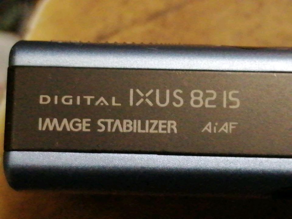 CANON Digital IXUS 82 IS, Digital-Kamera mit Zubehör!!