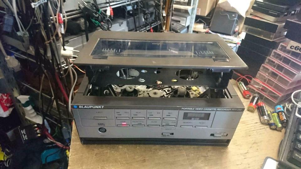 BLAUPUNKT RTX-250EG, VHS-Videorecorder, DEFEKT!!