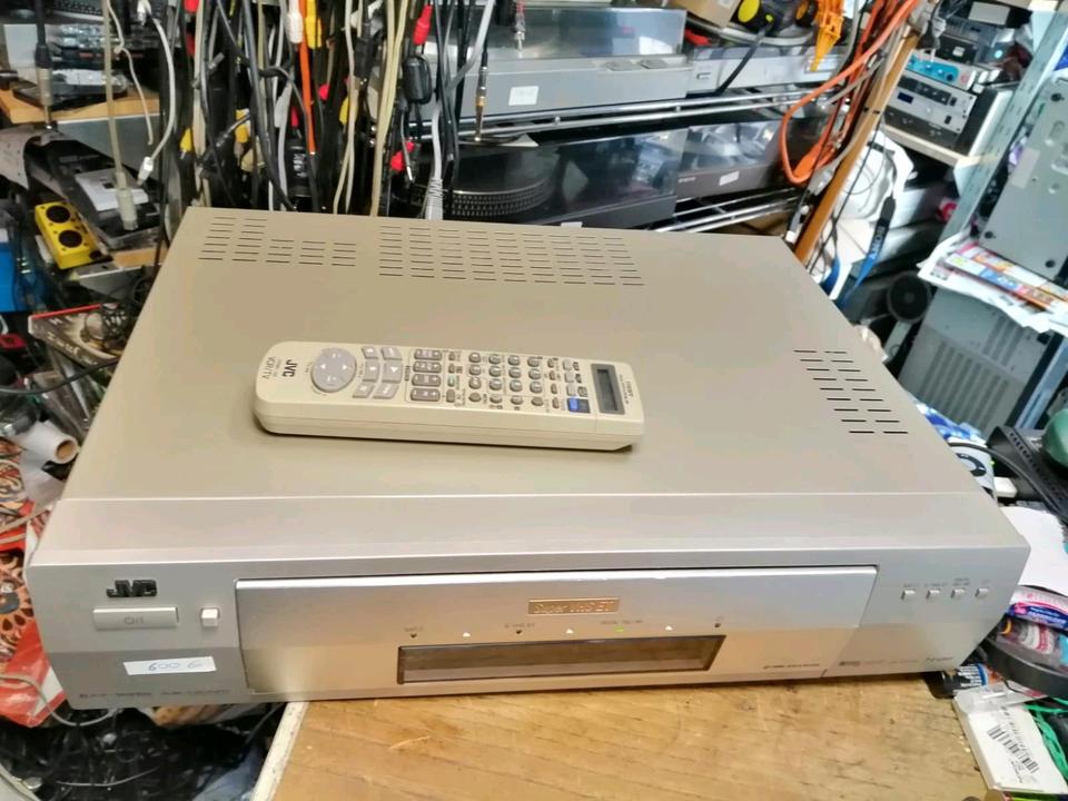 JVC HR-S9700EU, Video Cassette Recorder, guter Zustand!!