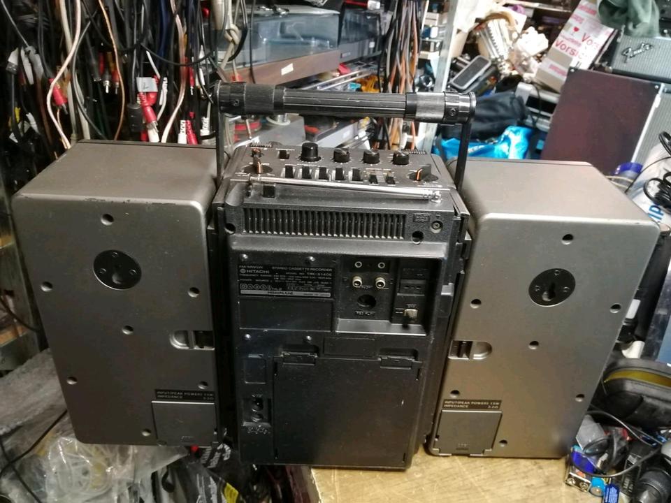 HITACHI TRK-914OE, Radio-Cassetten-Recorder, etwas DEFEKT!!!
