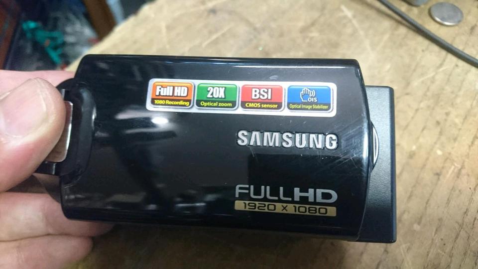 SAMSUNG HMX-H200BP, Digital Videocamera mit Zubehör!!!