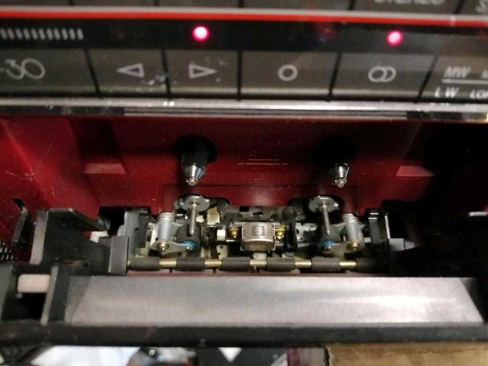 JVC PC-30V Radio-Cassetten-Recorder, etwas DEFEKT!!!