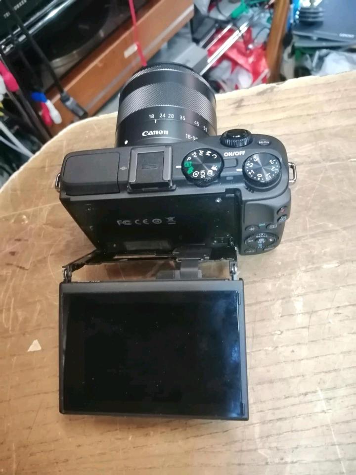 CANON EOS M3, Digital-Kamera mit Objektiv, DEFEKT!!!