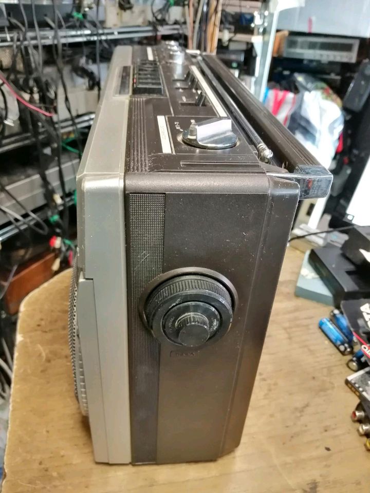 SHARP GF-6363H, Radio-Cassetten-Recorder