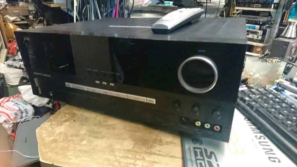 HARMAN/KARDON AVR 135/230, Receiver mit Original-Fernbedienung