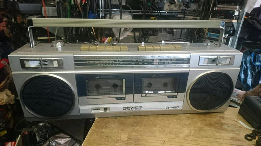 SHARP GF-450H, Doppelcassetten-Radio-Recorder