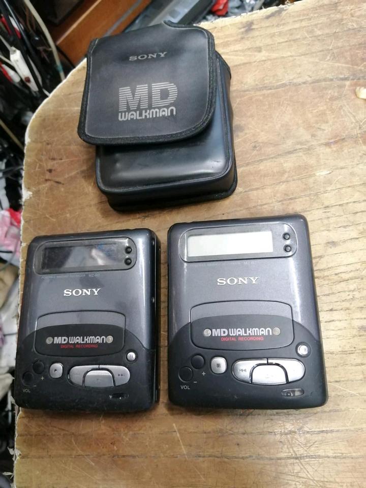 SONY MZ-R2, 2 portable MD-Walkman, DEFEKT!!!