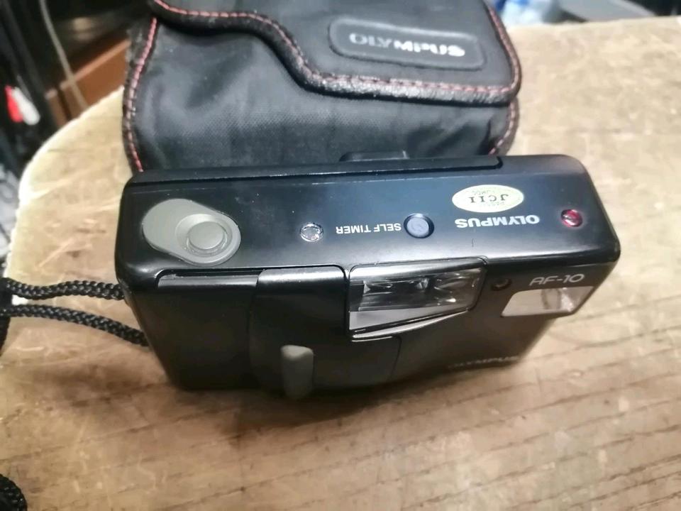 OLYMPUS AF-10, Analog-Kamera mit Original-Tasche!!!
