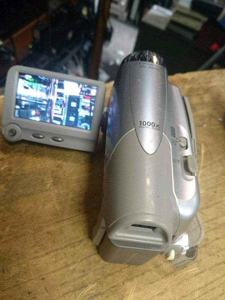 CANON MD-120, MiniDV-Videocamera mit Zubehör!!