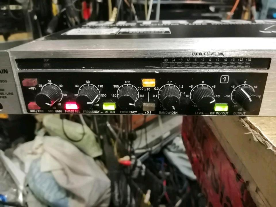 BEHRINGER Ultragain Pro Mic, Vakuumrõhrenverstärker!!