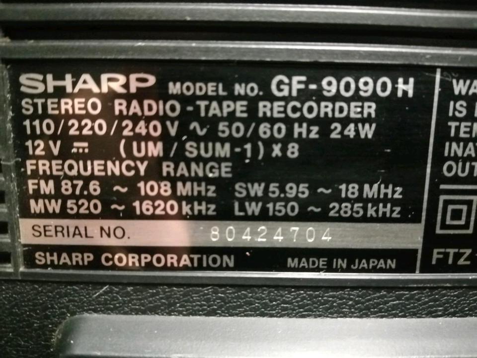 SHARP GF-9090H, Radio-Cassetten-Recorder, etwas DEFEKT!!!