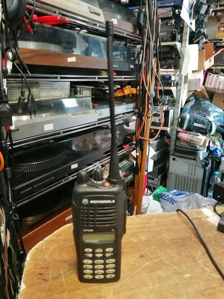 MOTOROLA ATEX GP680, Handfunkgerät, KEIN Ladegerät!!!