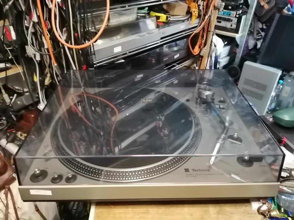 TECHNICS SL-1300 Plattenspieler + ORTOFON PRO Nadelsystem