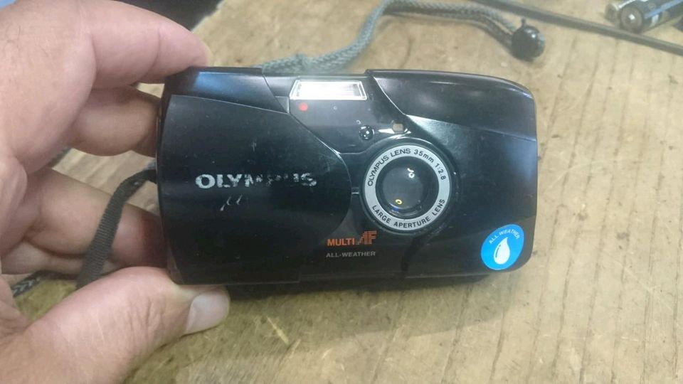 OLYMPUS MJU-II, Analog-Kamera mit Zubehör!!