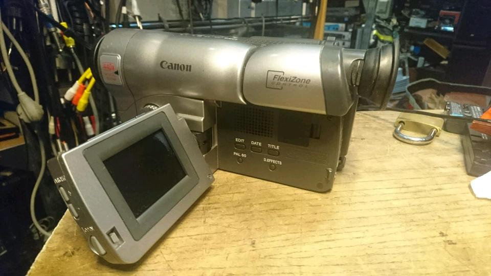 CANON UC-V 200E, Videocamera Hi8 und Video 8, Zubehör!!