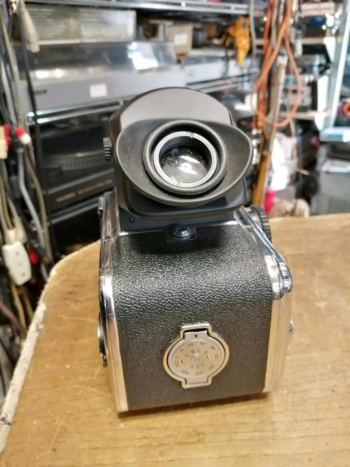 KIEV 88 TTL Mittelformatkamera + Objektiv, UDSSR, mit Zubehör!!!