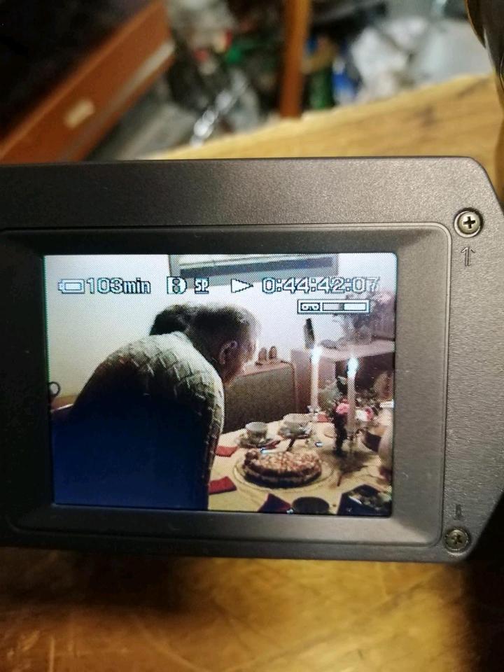 SONY DCR-TRV250E Videocamera Digital 8,guter Zustand!!!