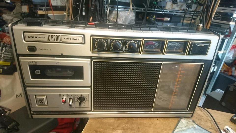 GRUNDIG C6200, Automatic, Radio-Cassetten-Recorder, etwas DEFEKT!