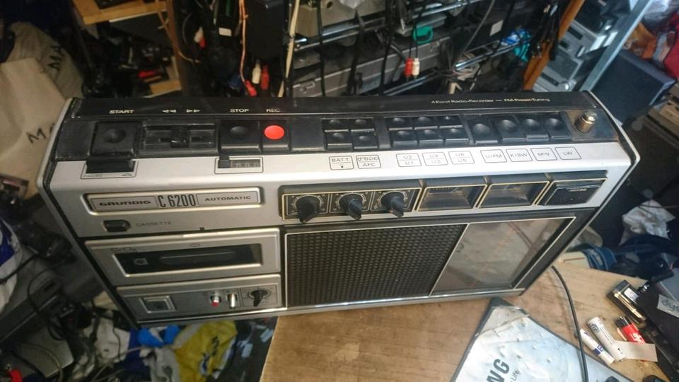 GRUNDIG C6200, Automatic, Radio-Cassetten-Recorder, etwas DEFEKT!