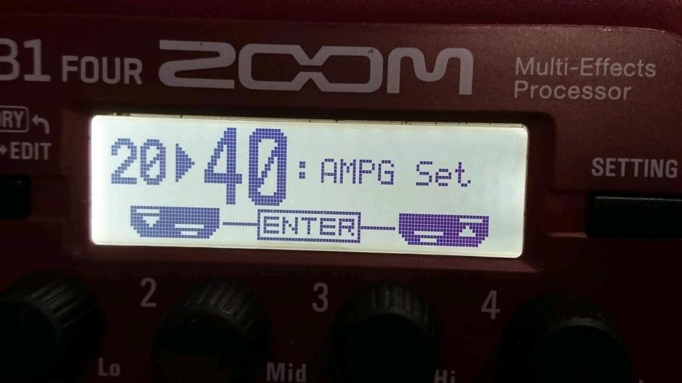 ZOOM B1 Four, Multi-Effects Processor/Effekt-Gerät!!