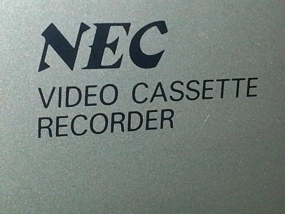 NEC PVC-764E BETAMAX; Videocassetten-Recorder