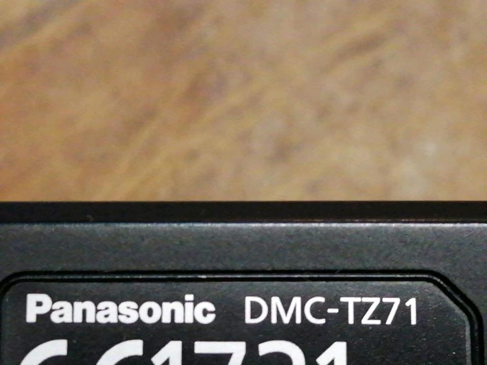 PANASONIC DMC-TZ71, Digital-Kamera mit Zubehör!!