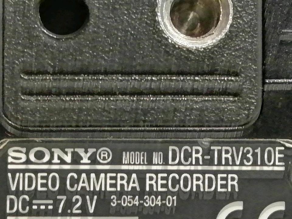 SONY DCR-TRV310E, Videocamera Hi8, Digital 8 und Video 8!!