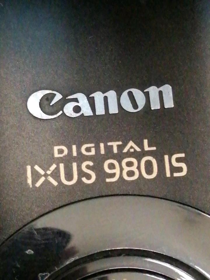 CANON IXUS 980 IS, Digital-Kamera mit Zubehör!!!