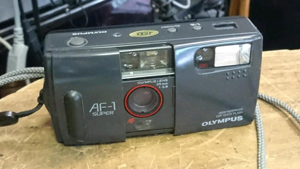 OLYMPUS AF - 1 SUPER, Analog-Kamera mit Original-Tasche!!