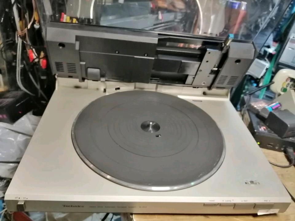 TECHNICS SL-DL5, Plattenspieler, etwas DEFEKT!!!