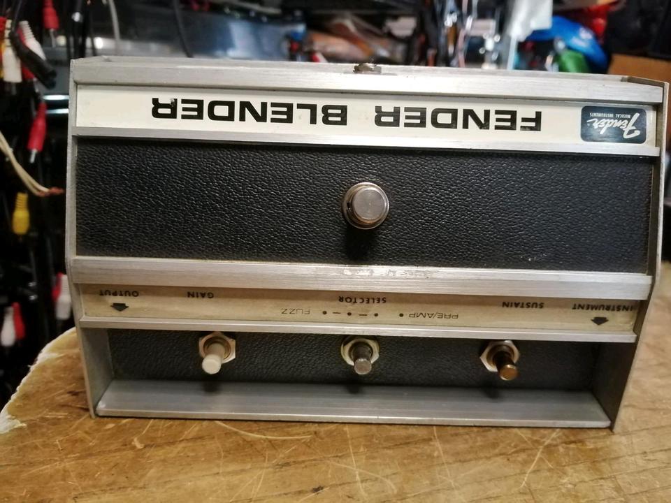 FENDER BLENDER 3 Knopf' 76, Effekt-Gerät OHNE Adapter!!!