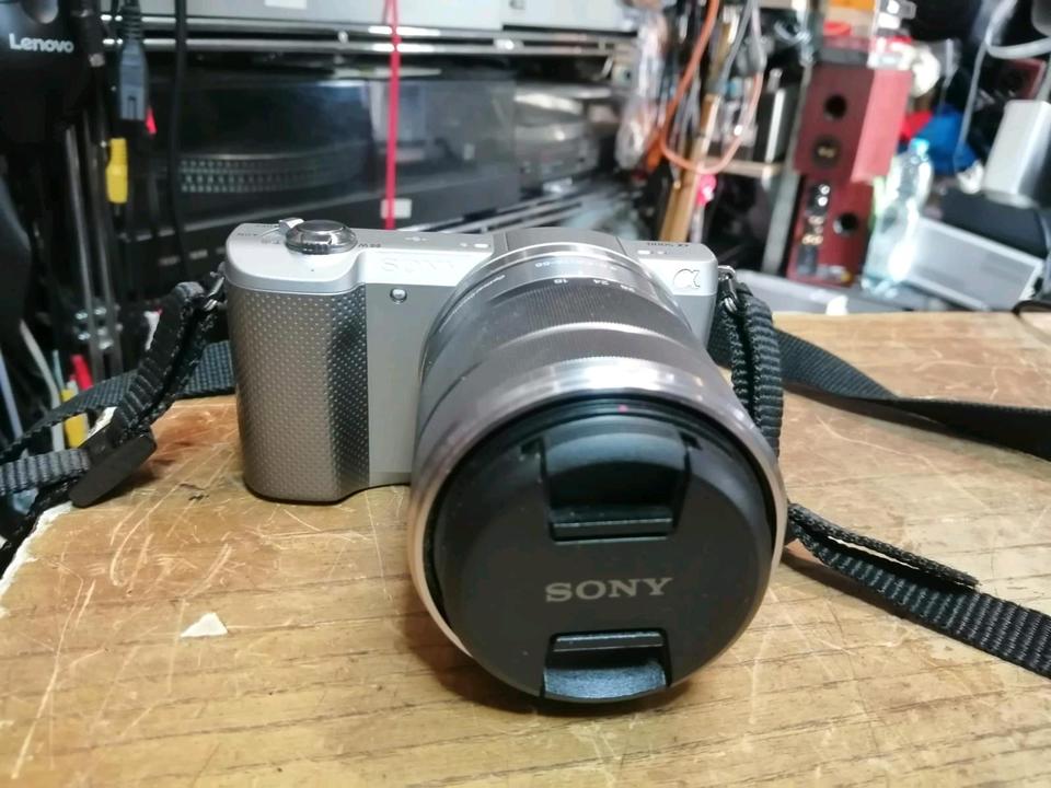 SONY ALPHA ILCE 5000, Digital-Kamera+Objektiv und Zubehör!