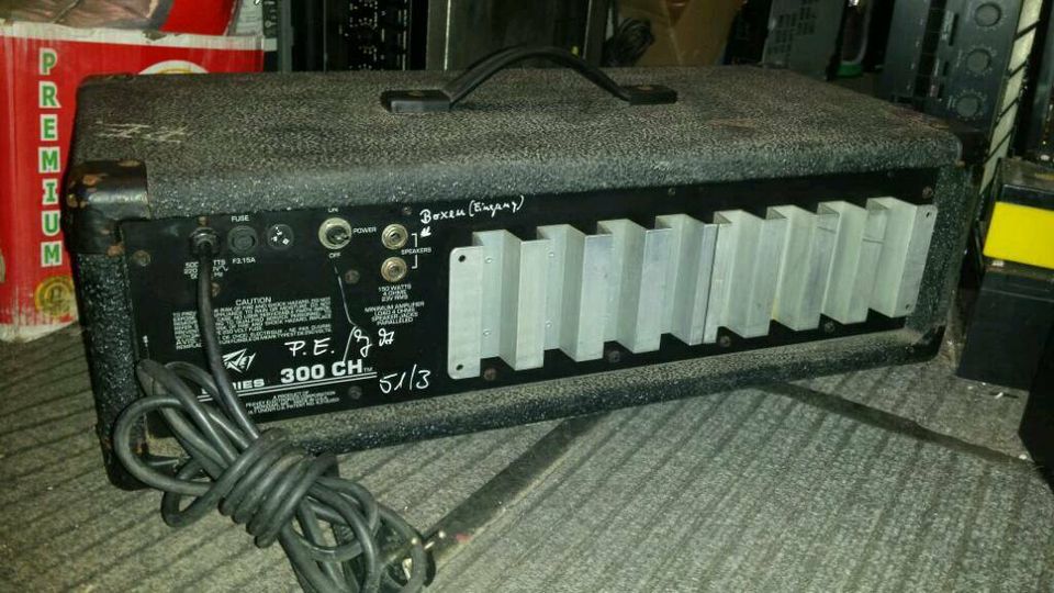 PEAVEY XR500C; Mixer AMP