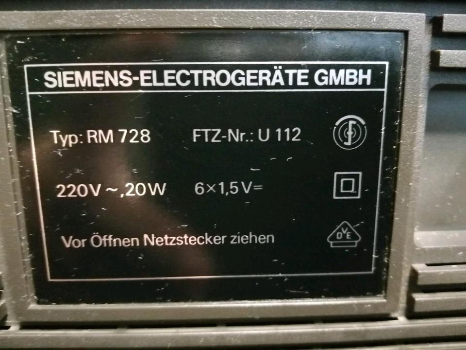 SIEMENS club 728, Radio-Cassetten-Recorder mit Netzkabel!!