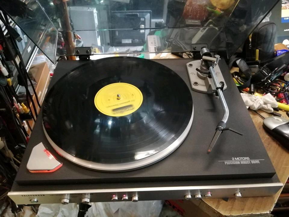 TELEFUNKEN CS20 Plattenspieler + ORTOFON Nadel, etwas DEFEKT!,!