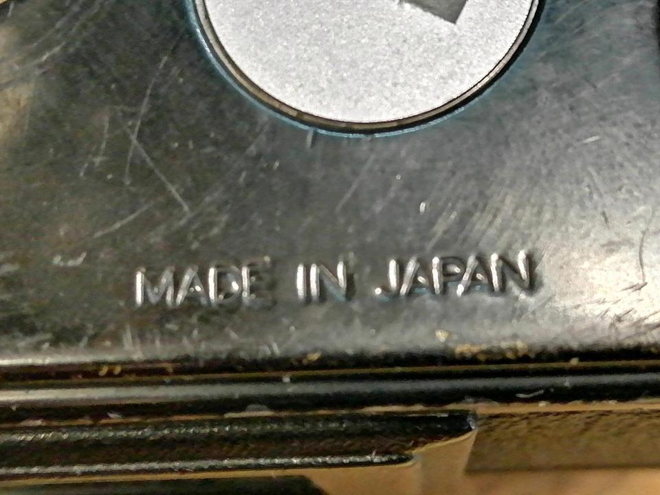 NIKON FM2 Analog-Kamera + ZOOM NIKKOR 35~200 mm Objektiv!!