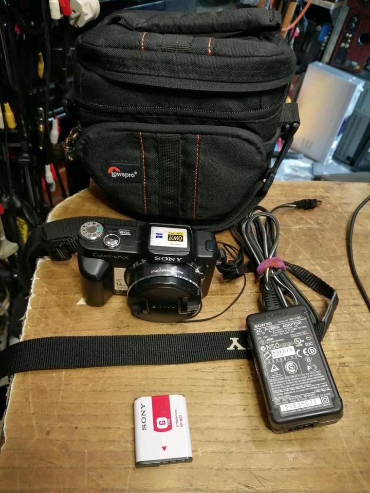 SONY DSC-H3, Digital-Kamera mit Zubehör, OHNE Speicherkarte!!