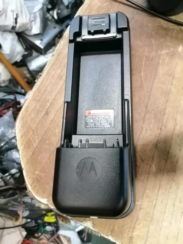 MOTOROLA PMLN5547A, Ladegerät, OHNE Kabel, wie neu!!