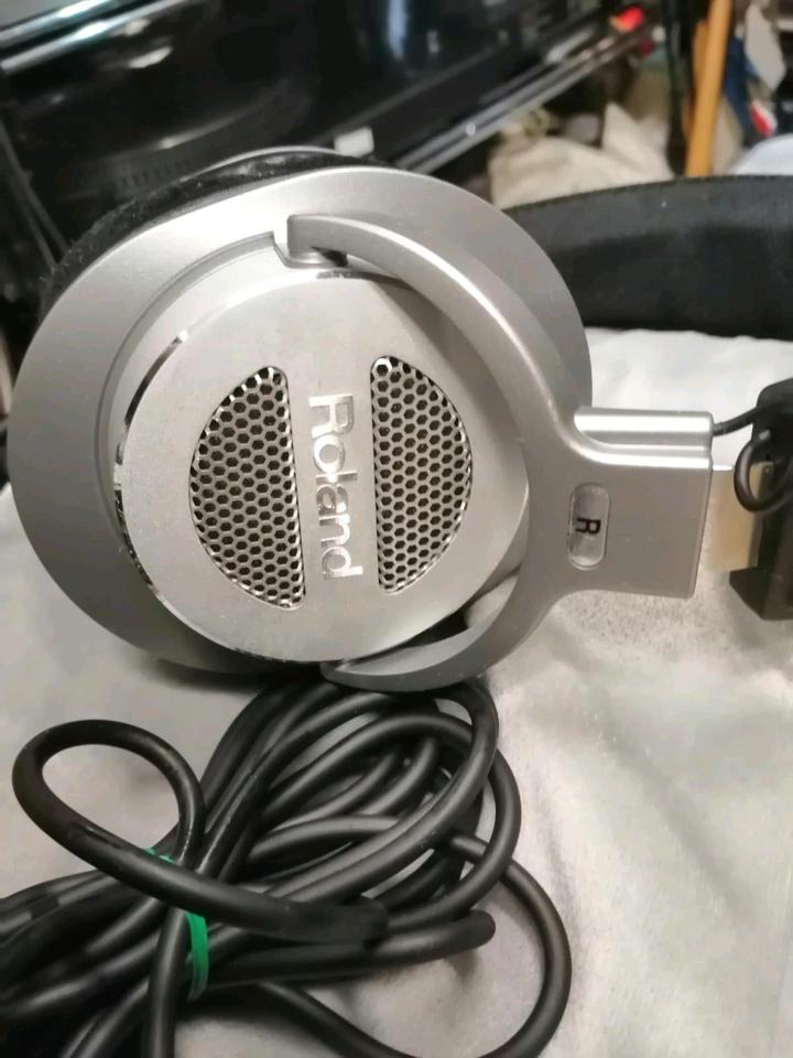 ROLAND RH-A30, Kopfhörer mit 3,5mm Klinkestecker! guter Zustand!!
