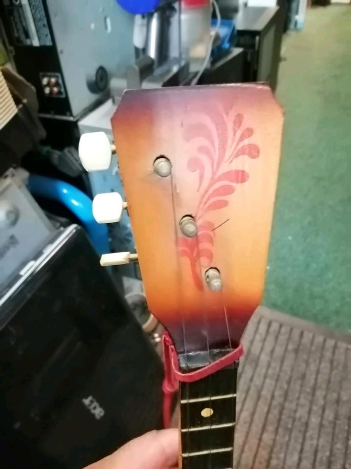 RUSSISCHE BALALAIKA, Baujahr: 1982, 3 Saiten, guter Zustand!!!