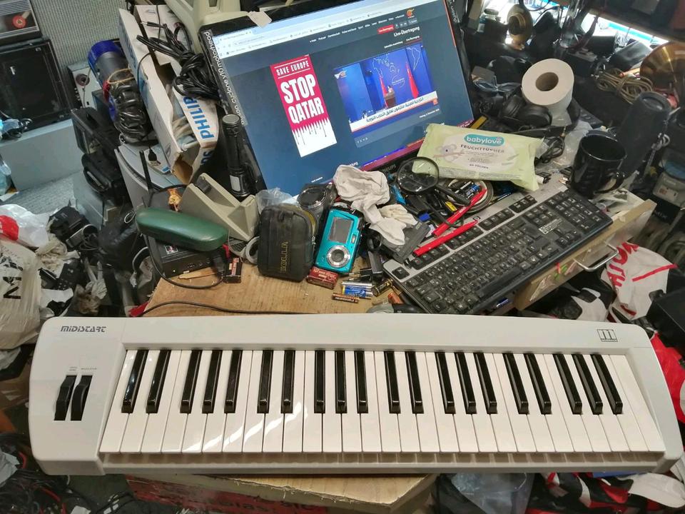 MIDITECH Midi-Keyboard mit Universal-Adapter, guter Zustand!!!