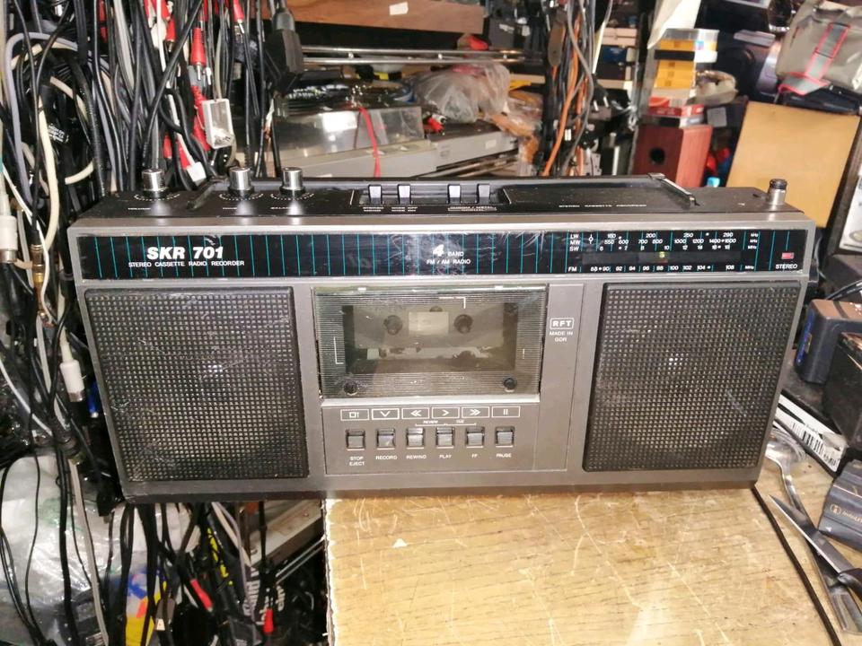 RFT SKR 701, Radio-Cassetten-Recorder, etwas DEFEKT!!