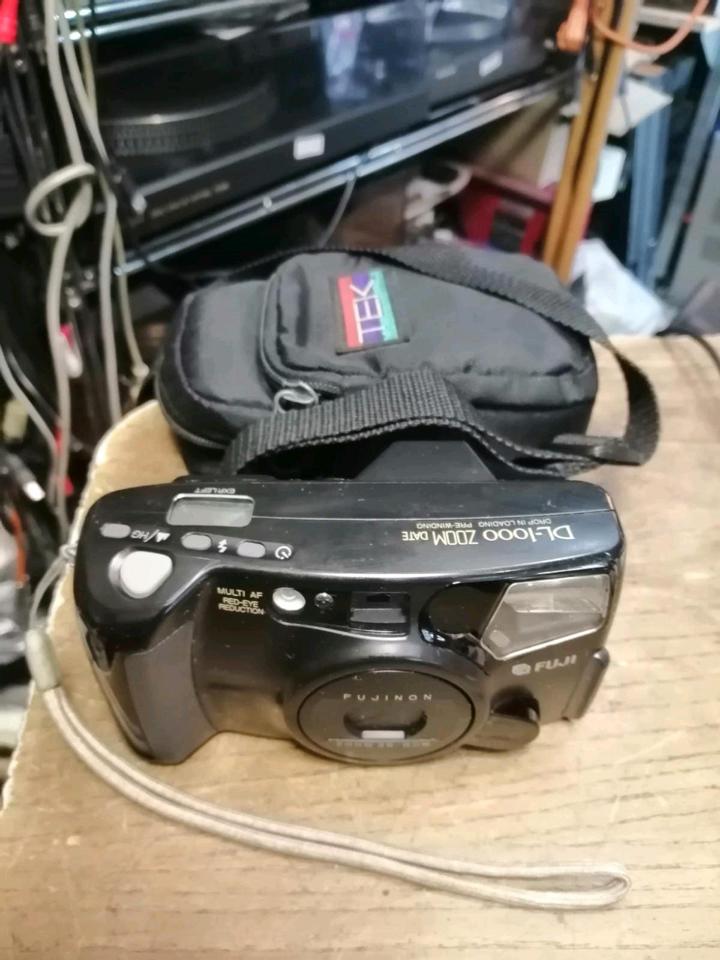 FUJI DL-1000 Zoom Date, Analog-Kamera mit Tasche!!!