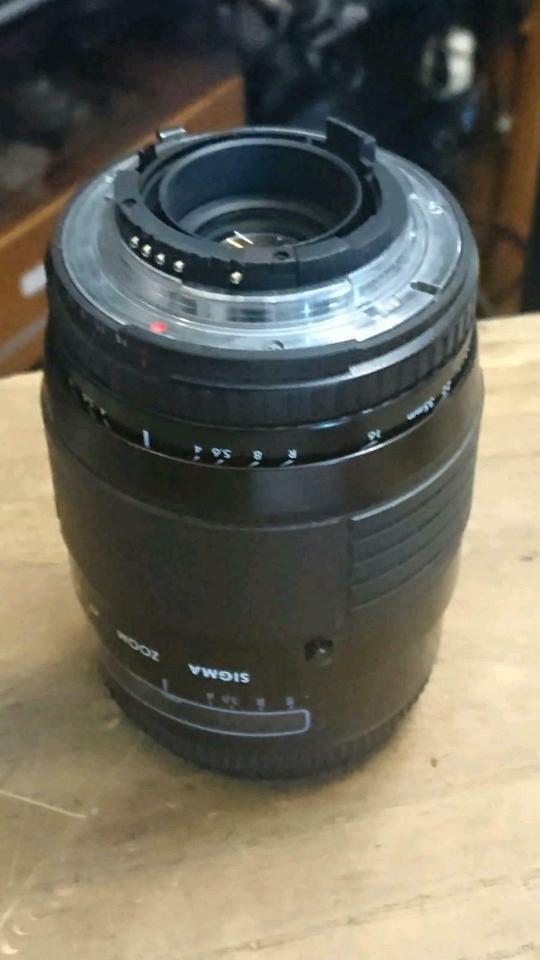 SIGMA AF ZOOM 35-135 mm; Objektiv für NIKON, guter Zustand!